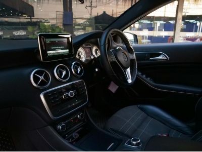 2013 Mercedes-Benz A Class A180 1.6 W176 (ปี 12-16) Style Hatchback รูปที่ 5
